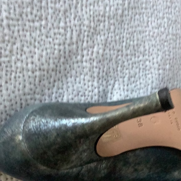 GiorgioFabiani size 38 heels - Picture 8 of 10